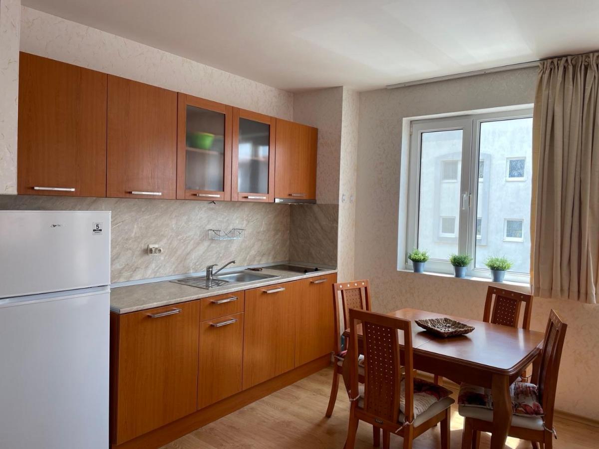 Rutland Sp Apartments Ravda Extérieur photo